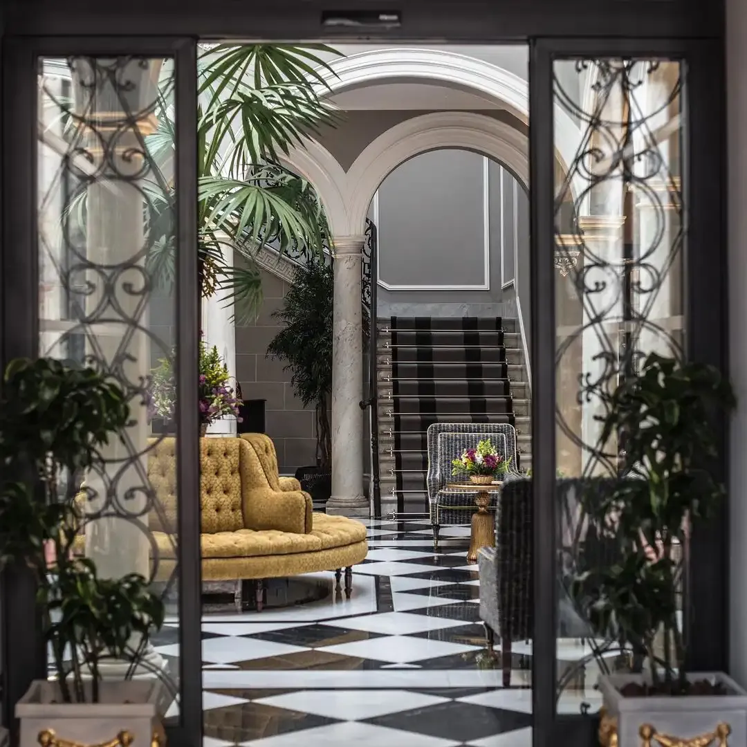dmc spain services hotelmLuisa