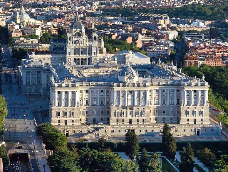 live-unique-and-luxury-experiences-in-spain