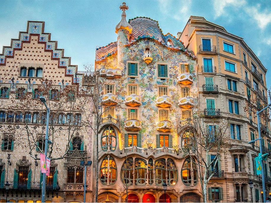 10-essential-places-to visit-in-spain